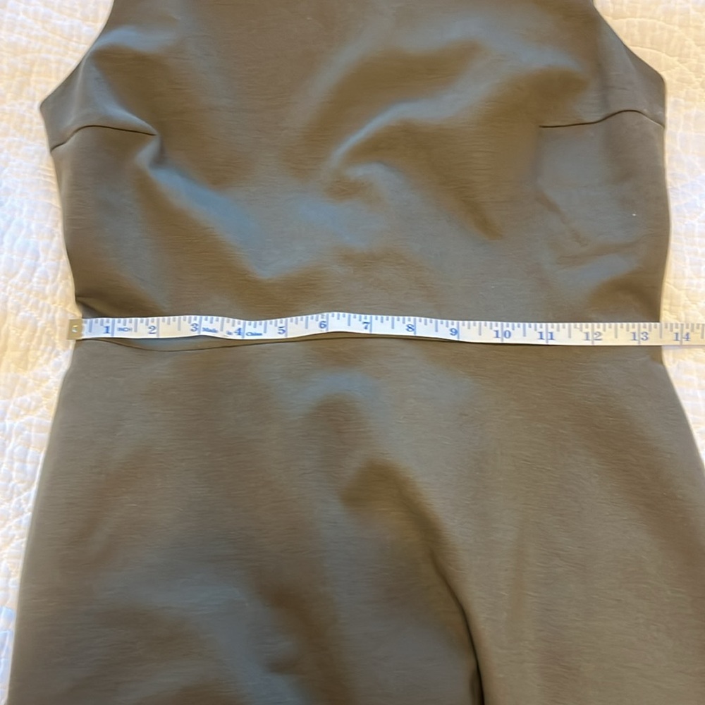 Theory Classic Sleeveless Sheath Dress in Olive Green Stretch Viscose Sz 2 - Picture 6 of 9